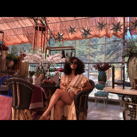 Meet your Posher, Colette - Picture 1 of 2